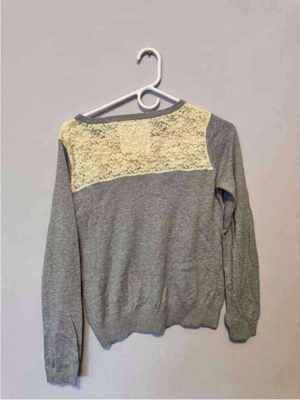 Gray Lace Yoke Long Sleeve Pullover - Picture 2 of 3